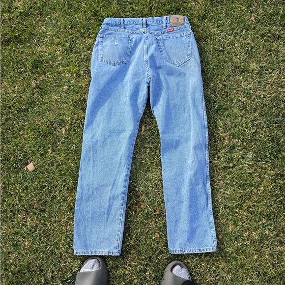 Wrangler Straight Fit Jeans - Picture 2 of 3